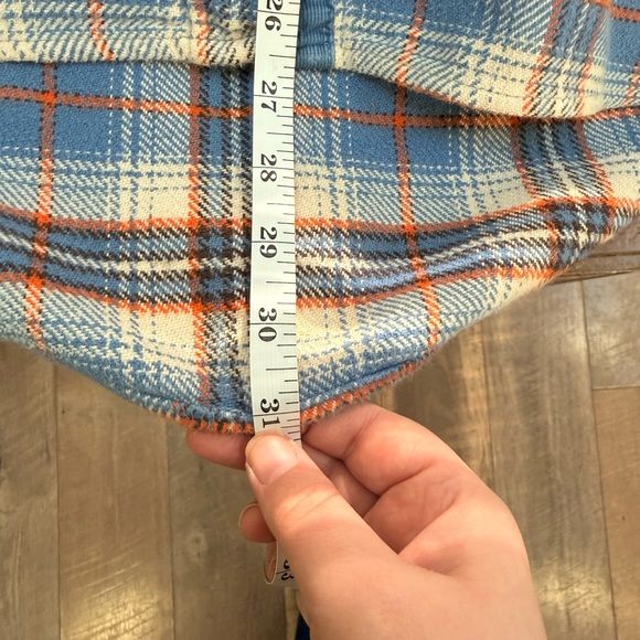 American Eagle Orange/Blue Flannel Shacket in Size Large | Cabincore - Picture 6 of 6
